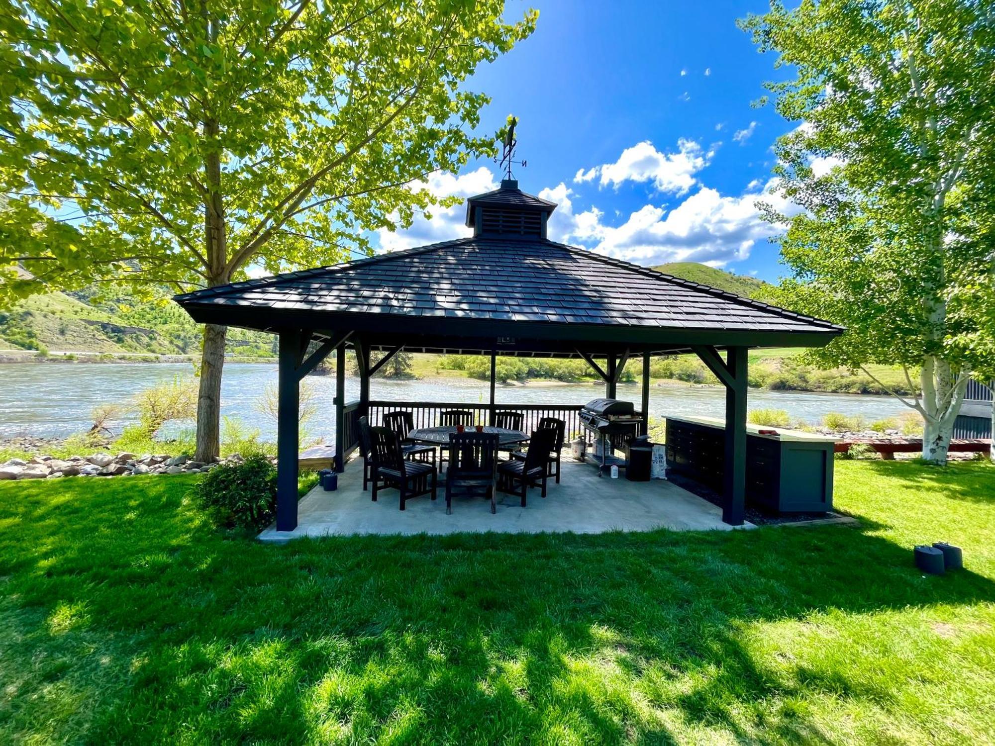 Steelhead Lodge Lucile Exterior photo