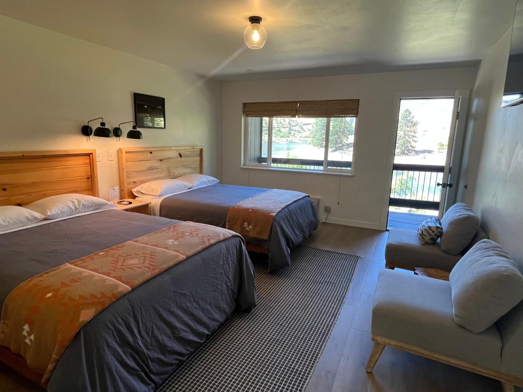 Steelhead Lodge Lucile Exterior photo
